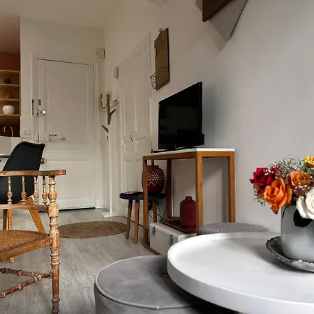 Conseil Immo, Pedestrian Street Modern & Quiet -bai-