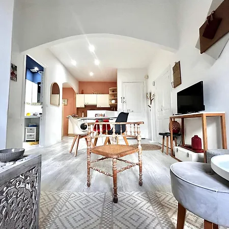 Conseil Immo, Pedestrian Street Modern & Quiet -bai- Apartment